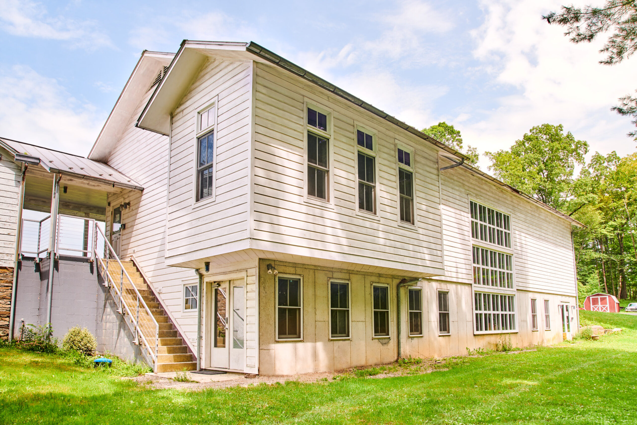 Photo of exterior recording studio Clubhouse by Madonna+Child Creative Studio